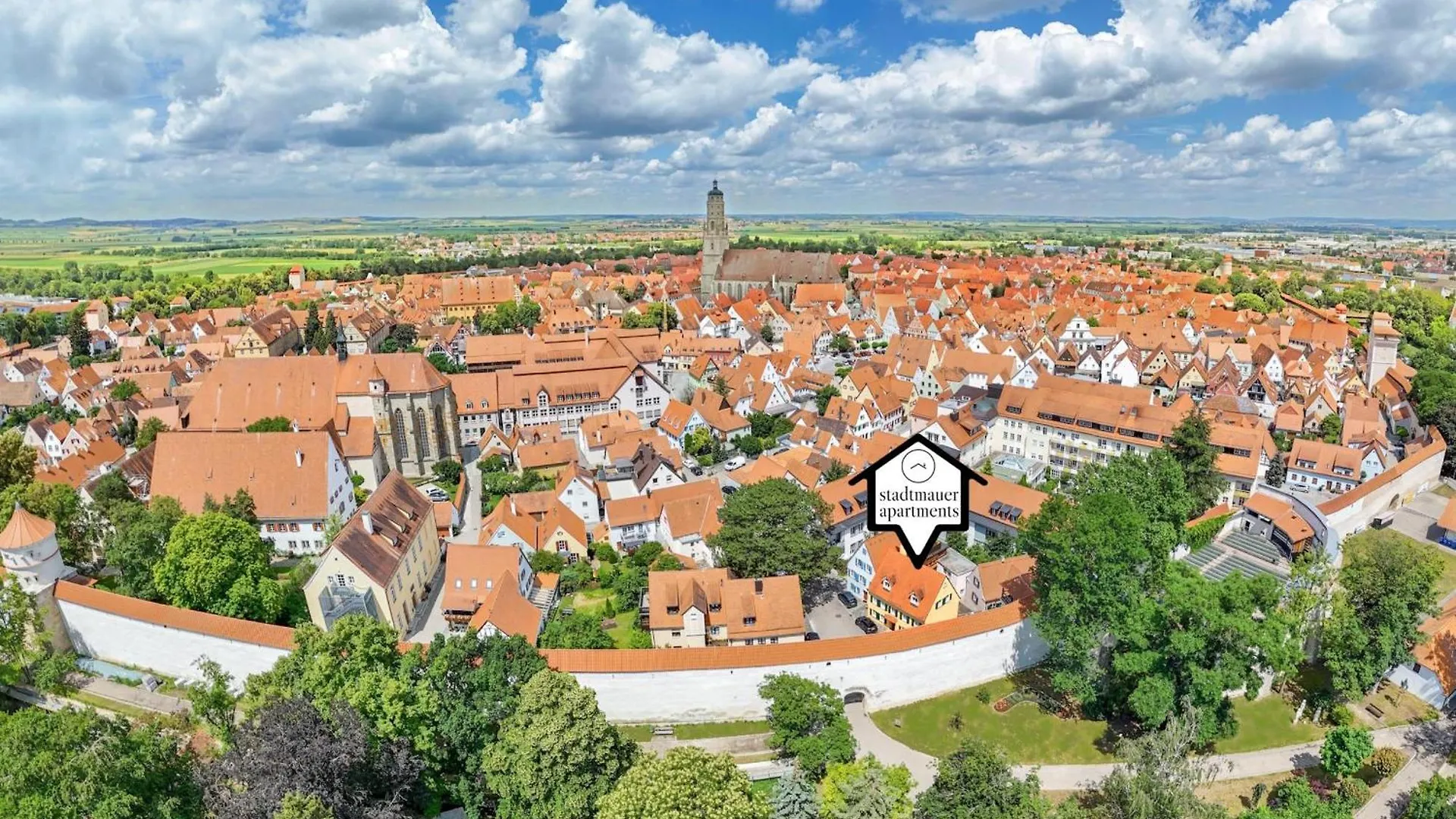 Stadtmauer Apartments - Neue Helle Studio Wohnung Direkt An Der Historischen Stadtmauer Nördlingen 0*,  Tyskland